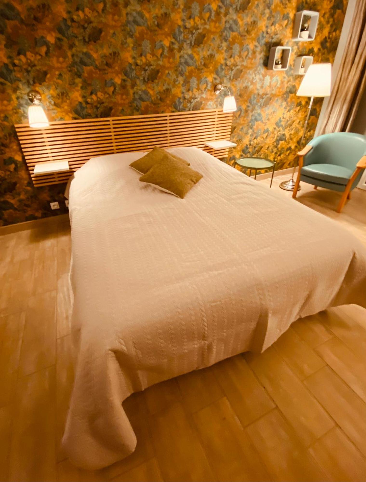 Gite Du Vieux Saule 1 Gite Avec Spa Privatif Pour 2 Personnes 1 Suite Familiale Sans Spa Vieil-Hesdin Ngoại thất bức ảnh
