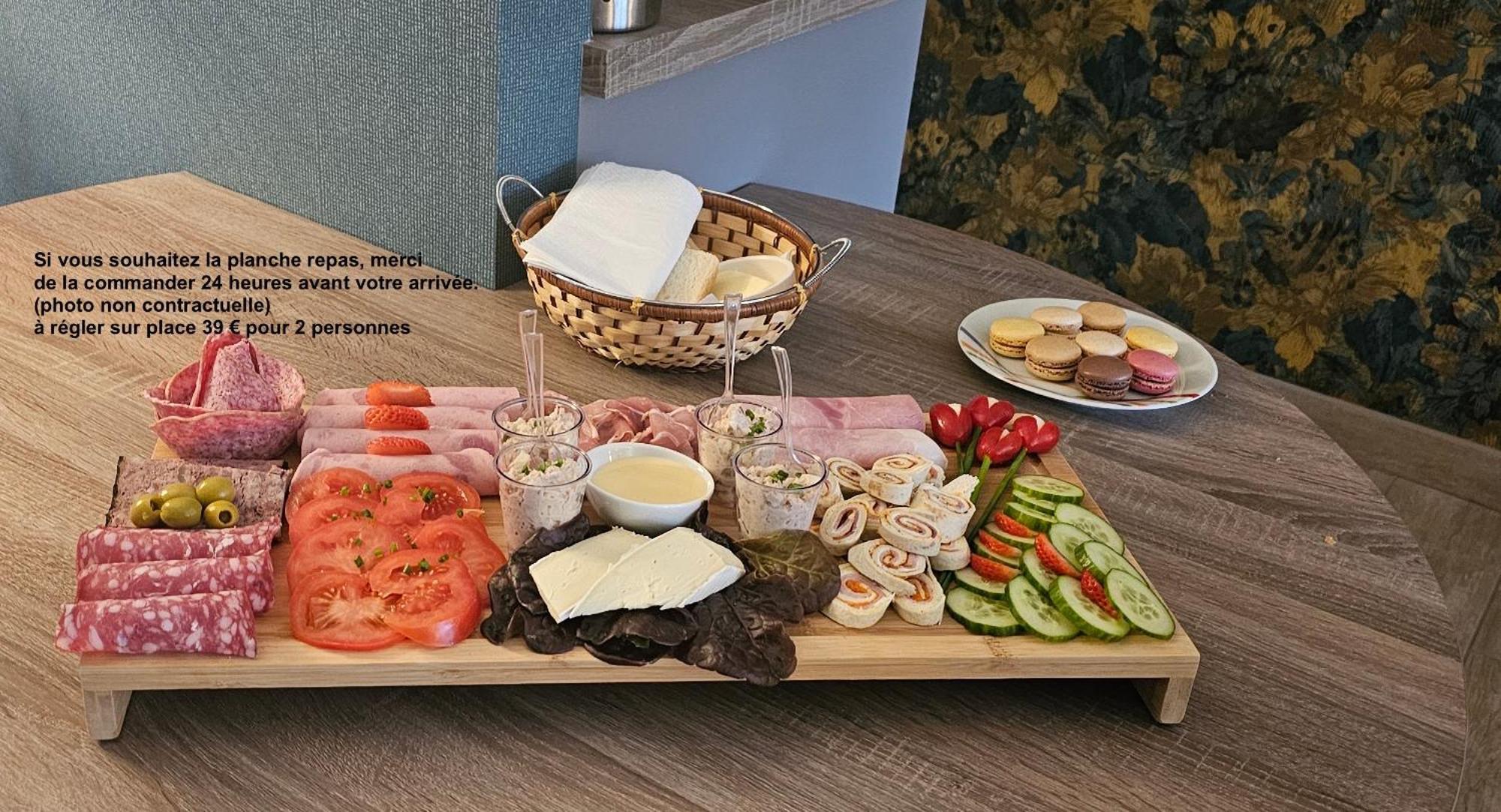 Gite Du Vieux Saule 1 Gite Avec Spa Privatif Pour 2 Personnes 1 Suite Familiale Sans Spa Vieil-Hesdin Ngoại thất bức ảnh